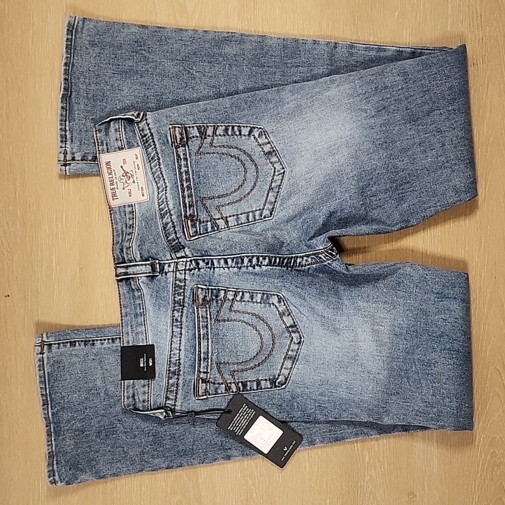 True Religion Becca Big T Midrise Bootcut Size 31